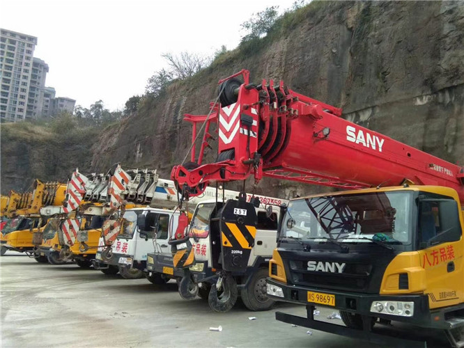 二七区吊车出租按什么计费？台班费、单次费、里程费怎么算？